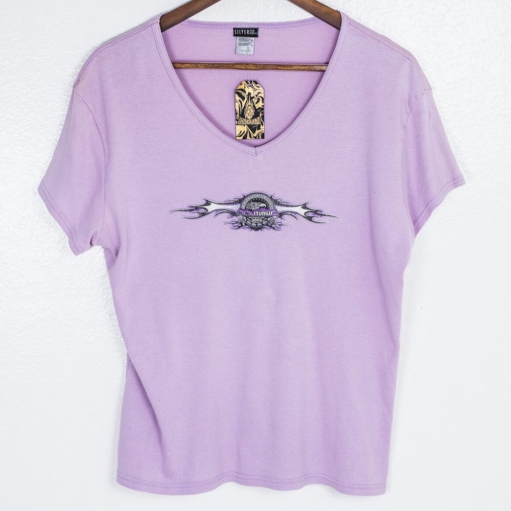 Vintage Y2K lavender v neck T-shirt